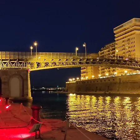 L'incanto Apartment *